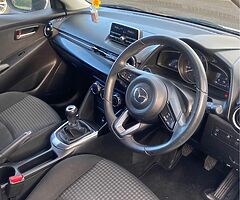 172 Mazda 2, 1.5L - Image 5/10