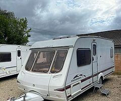 2006 Swift Charisma 500 fixed bed