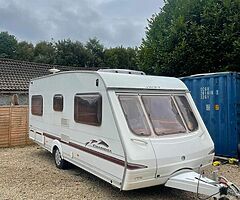 2006 Swift Charisma 500 fixed bed