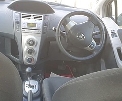 Automatic toyota yaris 2008 - Image 8/9