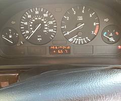 BMW 520i - Image 6/7