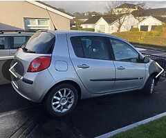 09 Renault Clio - Image 4/5