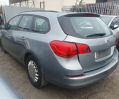 2013 OPEL ASTRA 1.7CDTI MANUAL FOR BREAKING ONLY!