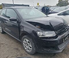 2010 VOLKSWAGEN POLO 1.4 PETROL MANUAL FOR BREAKING ONLY