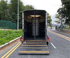 Horse trailer - Image 5/5