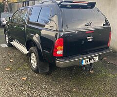 Hilux Sr5 manual 2.5 D4d crew cab , with canopy diesel - Image 9/10