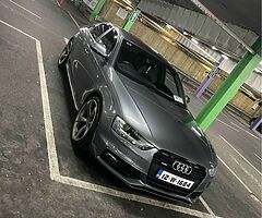 Audi A4 B8.5 S-Line Black Edition