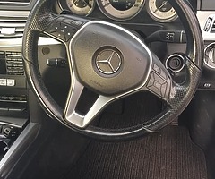 Mercedes Benz