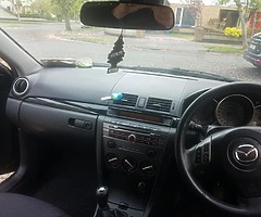 Mazda 3 - Image 7/10