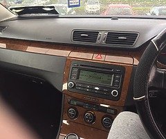 Volkswagen Passat 1.9 tdi Manual - Image 7/7