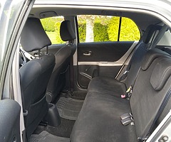 Toyota Yaris 1.3l petrol 2009 - Image 4/10