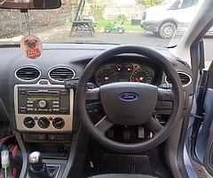 Ford focus 1.6 petrol - Image 4/7