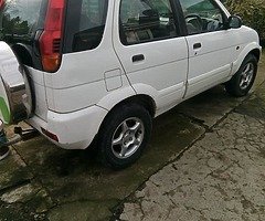 Daihatsu terios - Image 3/8