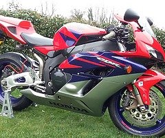 HONDA CBR 1000 RR FIREBLADE - Image 6/16