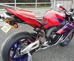 HONDA CBR 1000 RR FIREBLADE - Image 11/16