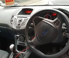 Ford fiest 2010 - Image 5/8