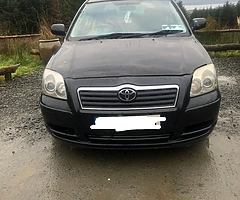 Breaking//toyota avensis 2005 2l diesel