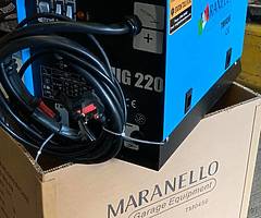 Brand new Mig Welder 220