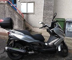 Kawasaki j 300 2014