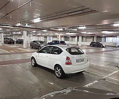 09 Hyundai Accent NCT nad TAX - Image 4/8