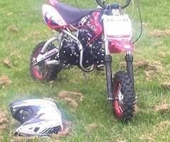 Thumpstar 125 pit bike