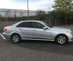 2010 Mercedes-Benz E-Class BlueEfficiant - Image 3/10