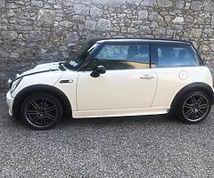 Mini Cooper 06 - Image 6/10