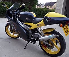 2000 Aprilia RS 125 - Image 1/4