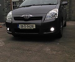 08 Toyota corolla versi