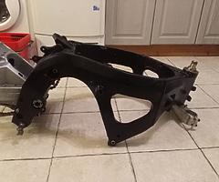 gsxr 600/750 frame k6-7