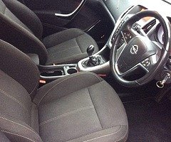 2011 opel astra 1.4 petrol - Image 4/7