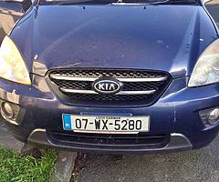 07 Kia carens 2.0 dsl ex 7 str - Image 1/8