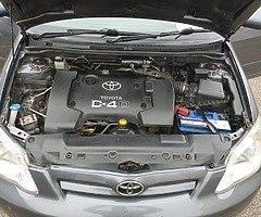 Toyota Corolla - Image 4/10