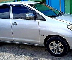 Toyota Innova J 2005 manual