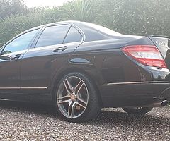 Mercedes Benz C220Cdi Elegance model