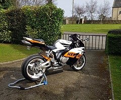 Honda cbr1000rr