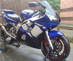 2002 yamaha R6 - Image 4/6