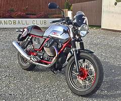 Moto Guzzi v7 racer