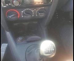 03 Renault Clio - Image 9/10