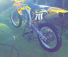 2009 suzuki rmz 250

Bike