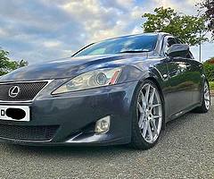 Lexus IS220D