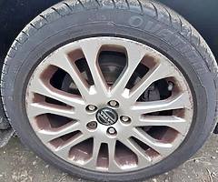 ALLOYS WHEELS WITH VERY GOOD TYRES 17" - Image 2/2