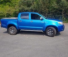 Toyota Hilux 2006 Full mot