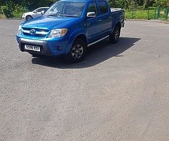 Toyota Hilux 2006 Full mot - Image 5/5