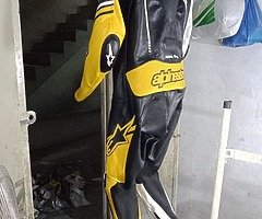 Alpinestar Motorbike Leather Racing Suit - Image 3/9