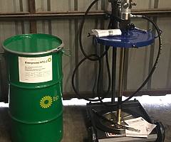 Grease Pump Air Operated 50kg (50kg Castrol bucket included).