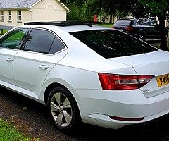 SKODA SUPERB - Image 4/9