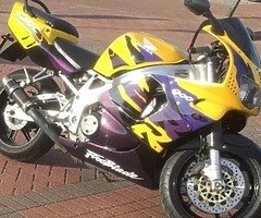 Honda cbr fireblade