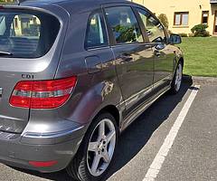 Mercedes Benz B180D AMG Sport edition ,Automatic ,Very low mileage - Image 7/8