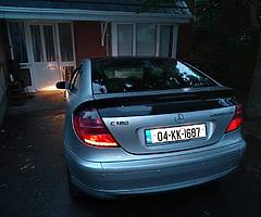 2004 Mercedes-Benz C-Class - Image 5/7